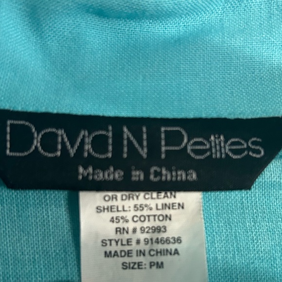 David n Petites Light blue womens button down - Picture 4 of 5